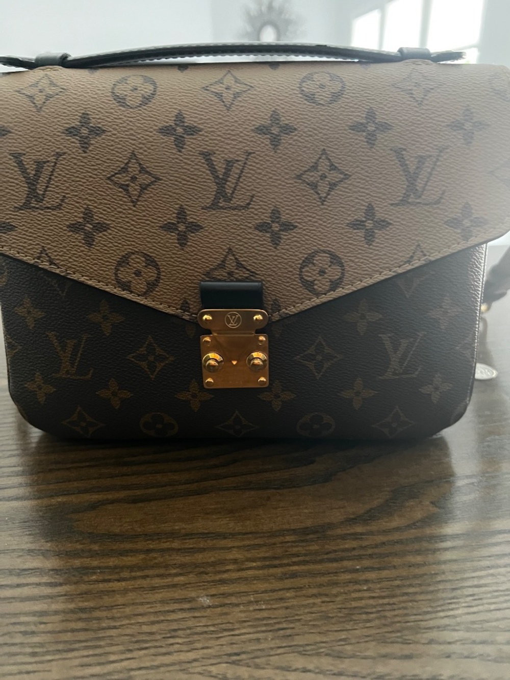 LV BAG - Picture 3 of 17